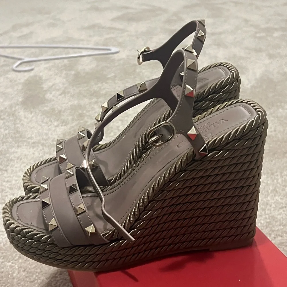 Valentino Garavani Taupe Studded Espadrille Wedge Sandals